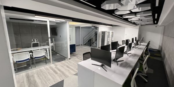 Diseño y construcción de interiores empresa de tecnología
