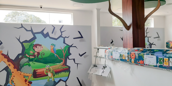 Diseño y construcción de UCI infantil en clínica